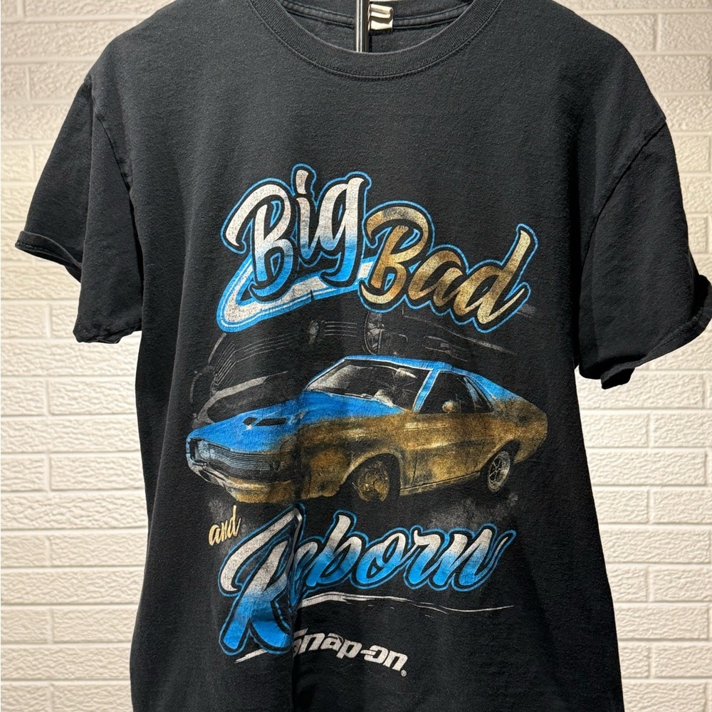 Snap-on Black Graphic Tee